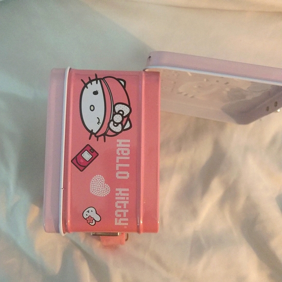 Hello Kitty Tin - Picture 6 of 7